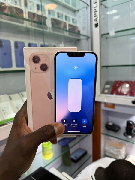 iPhone 13