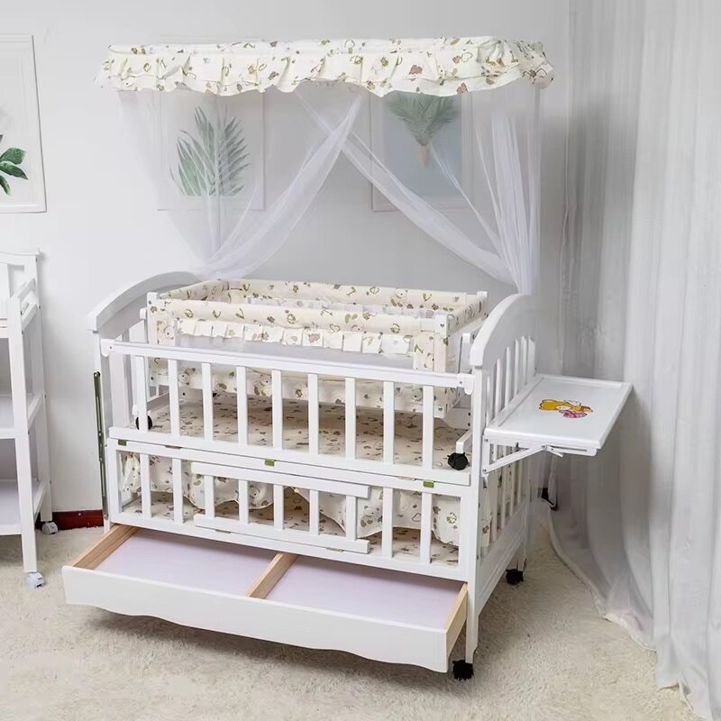 Berceau bébé avec moustiquaire