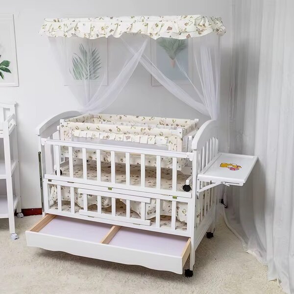 Berceau bébé avec moustiquaire
