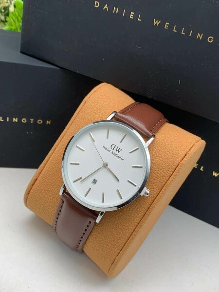 DW WATCH (MEN)