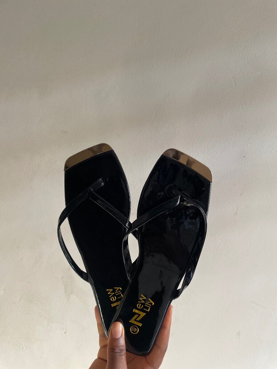 New lily slippers