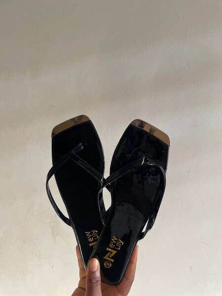 New lily slippers
