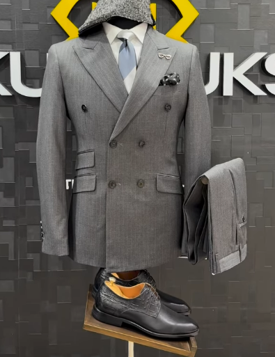 Suit