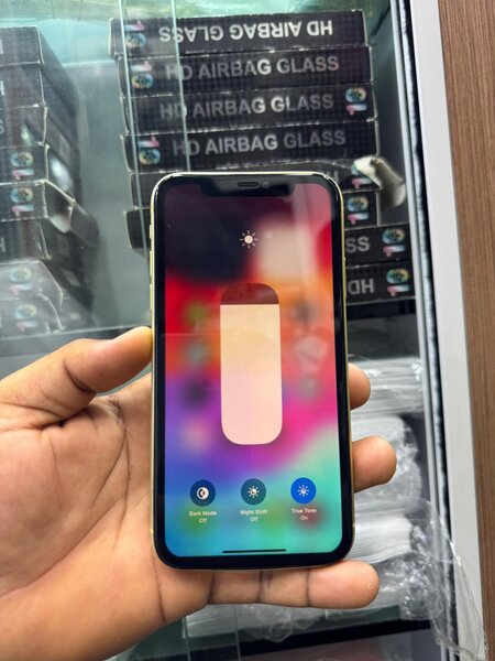 iPhone 11 simple