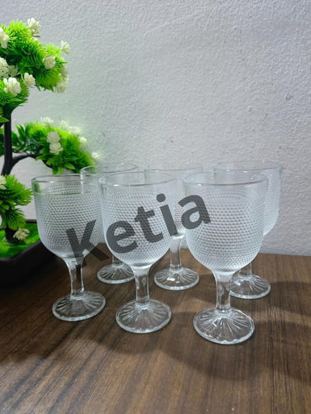 Verres à vin texture élégante