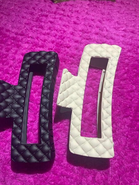 hair clips