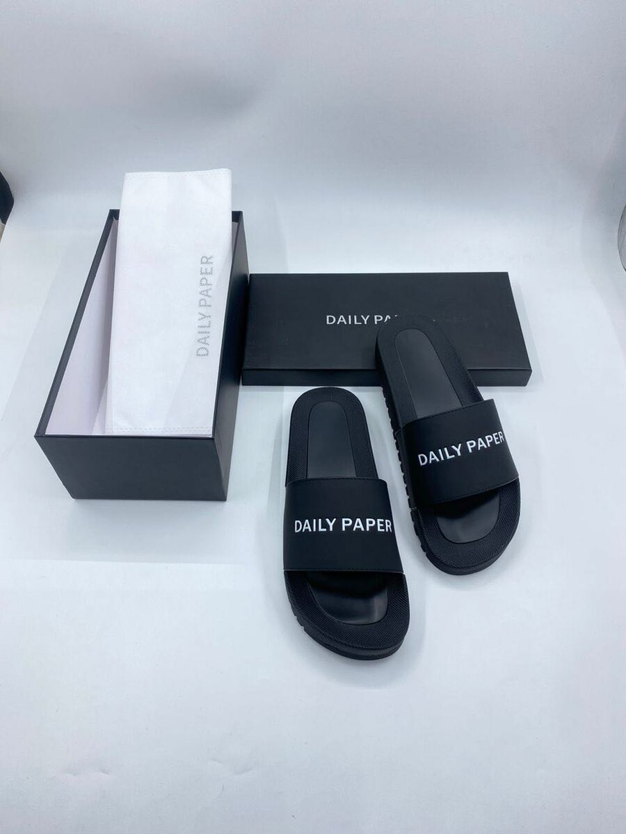 Unisex slides