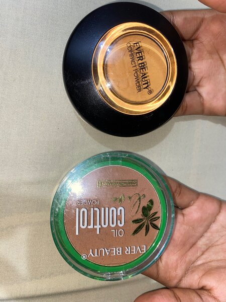 Poudre Compacte Ever Beauty