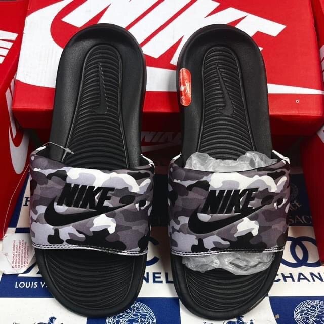 Sandales Nike sb