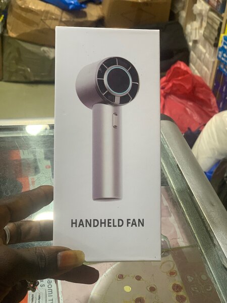 Ventilateur portable compact