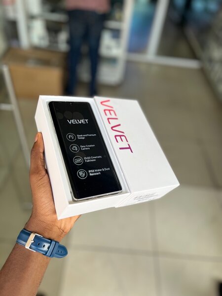 LG VELVET