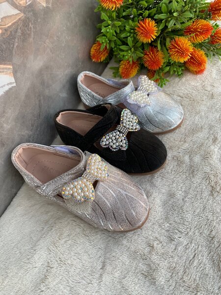 Bow tie shoes