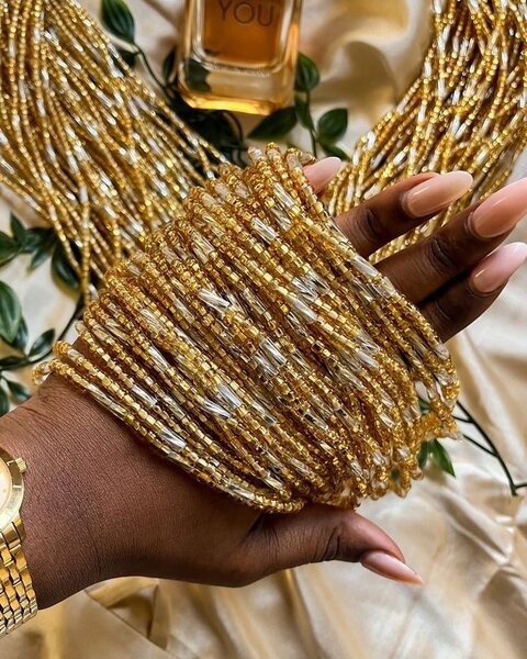 Bracelets africains dorés
