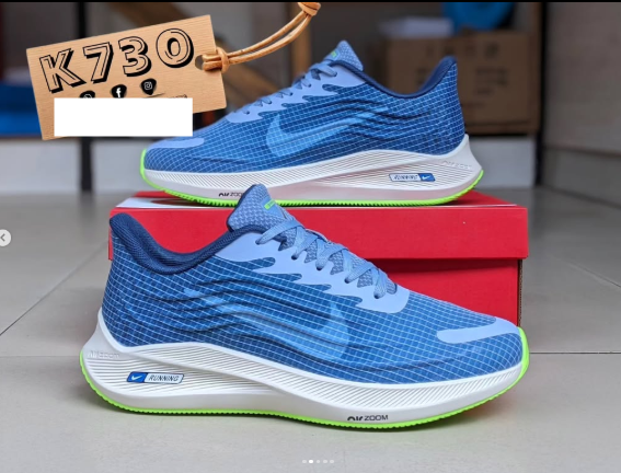 sneakers blue