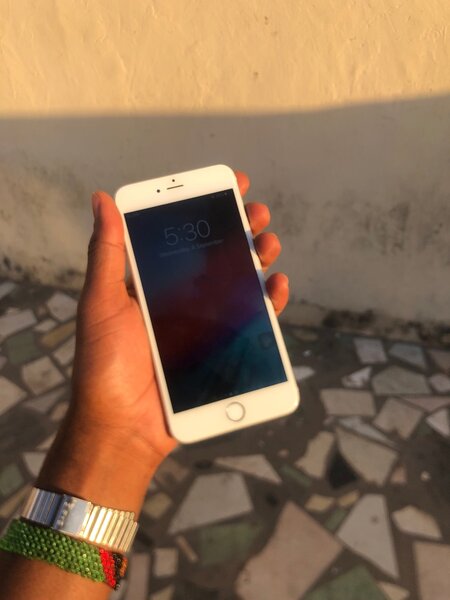 IPhone 6+ 64GB