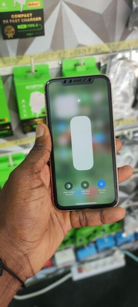 iPhone XR