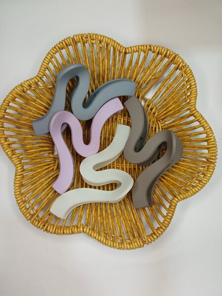 Claw clips