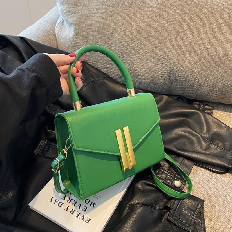 High quality, stylish women's bag black