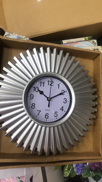 Horloge décorative