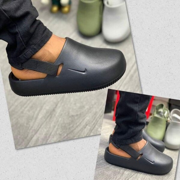 Babouche Sandales et Tongs. Nike BE