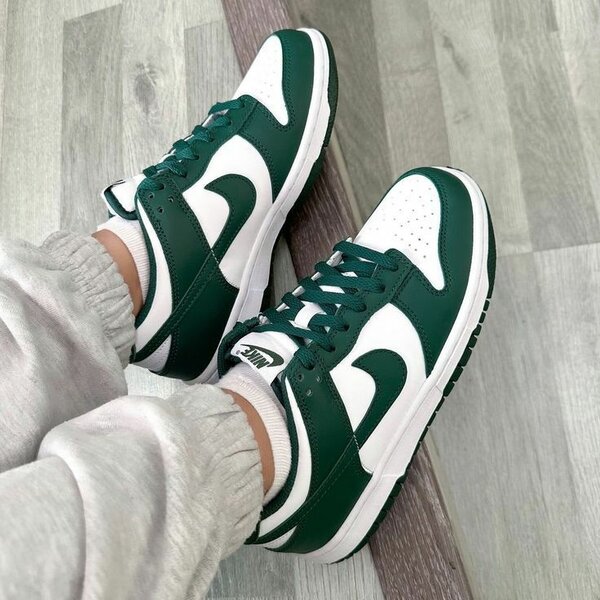 Nike Low Dunk Green