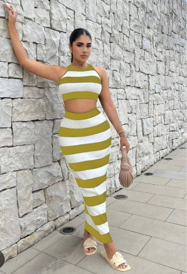 Robe longue rayée élégante
