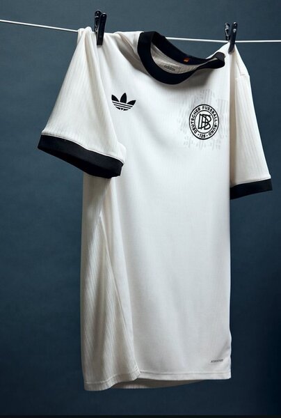 Maillot Adidas rétro