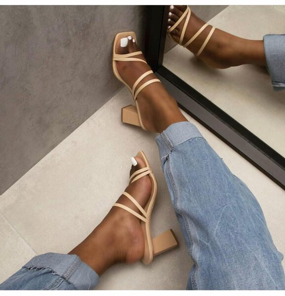 SIMMI LONDON