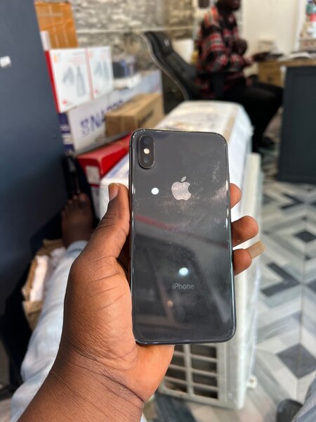 iPhone X