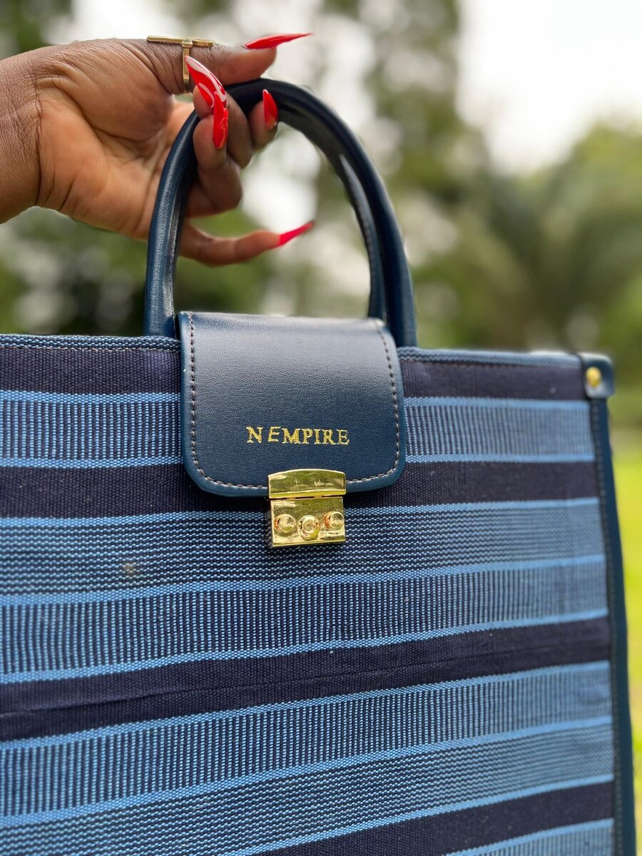 Sac à main rayé en tissu