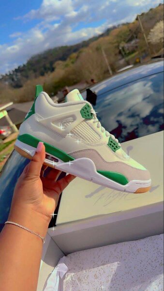 Jordan Retro 4