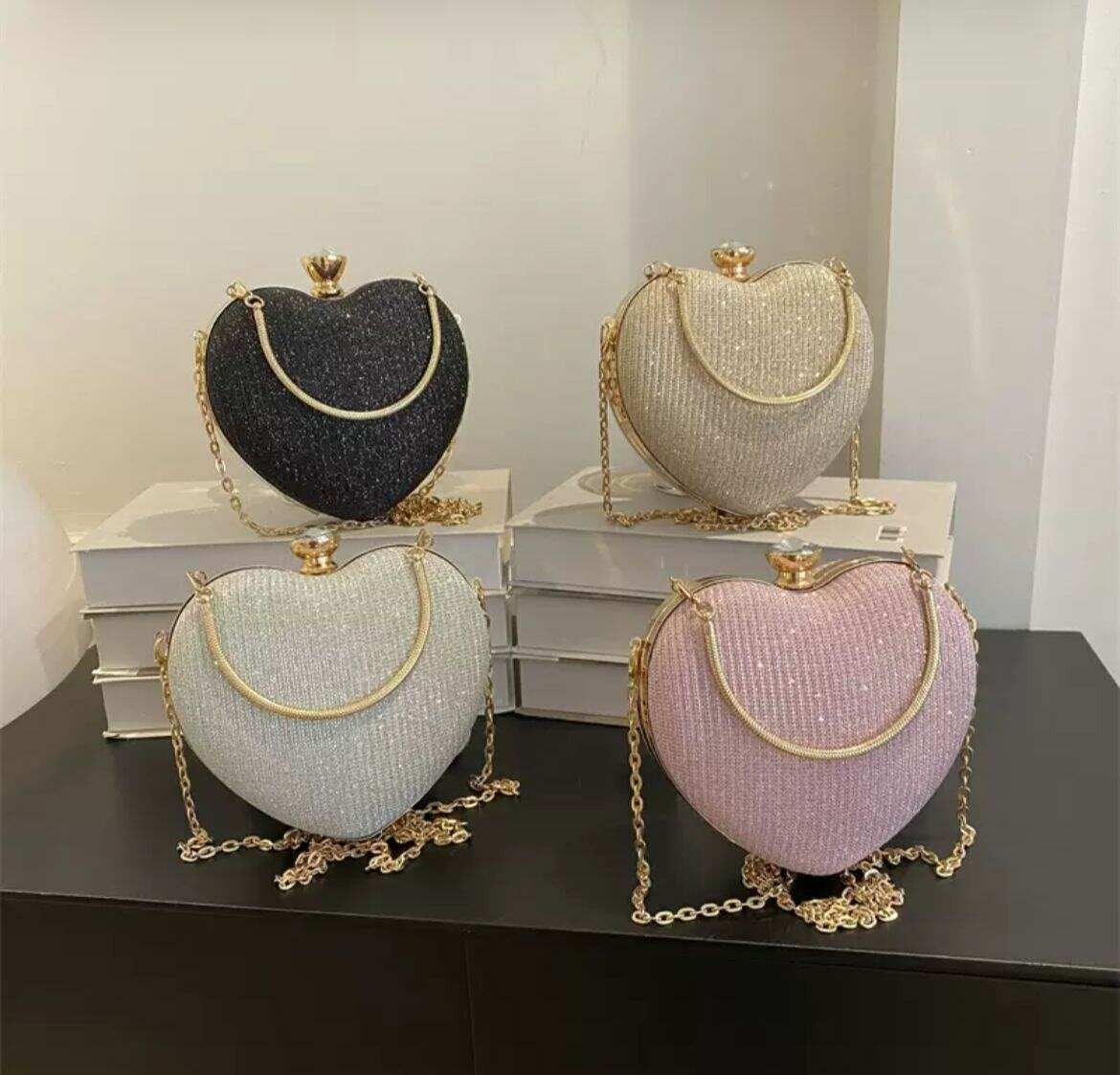 Sac à main en forme de cœur