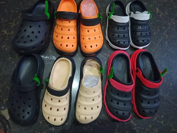 LUXURY GENT CROCS
