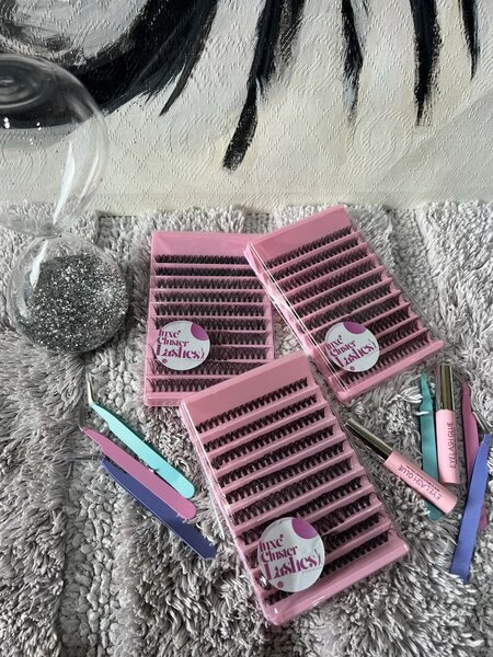 Lash clusters