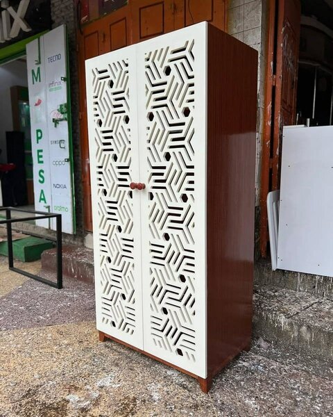 Wardrobe unit