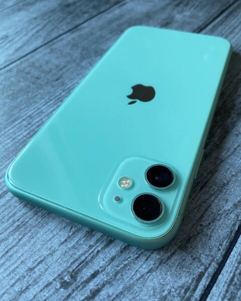iPhone 11 64gig