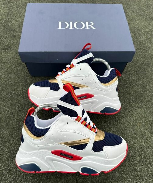 DIOR