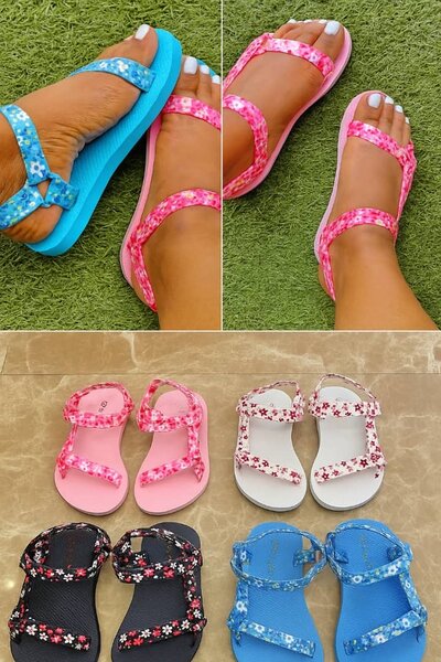 Sandales fleuries colorées