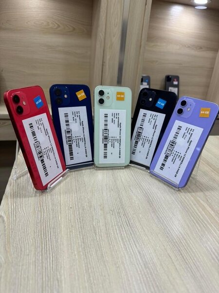 iPhone 12
