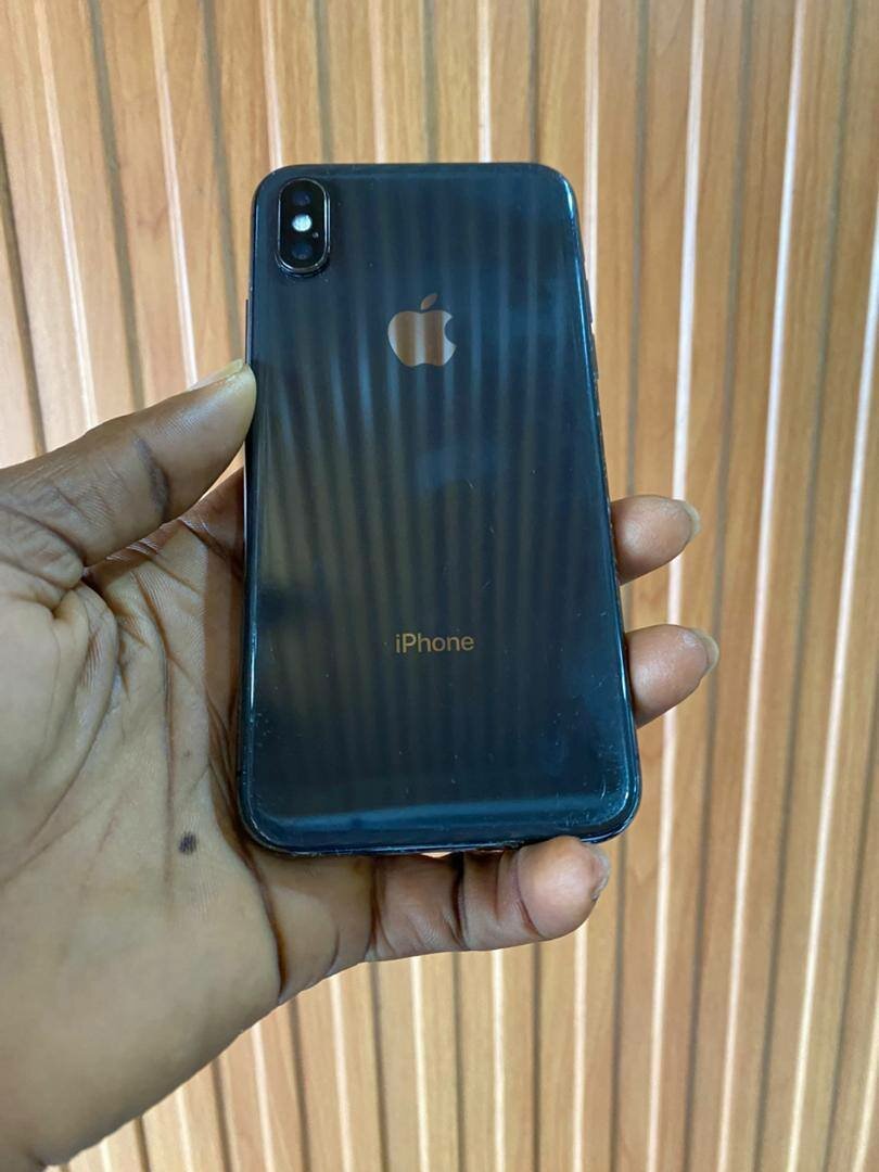 IPhone
