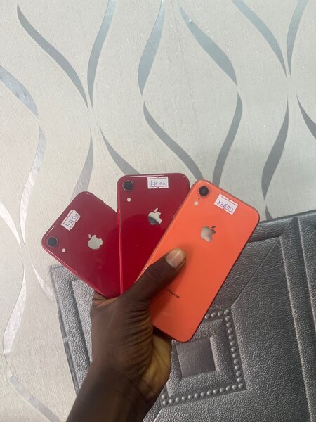 iPhone XR