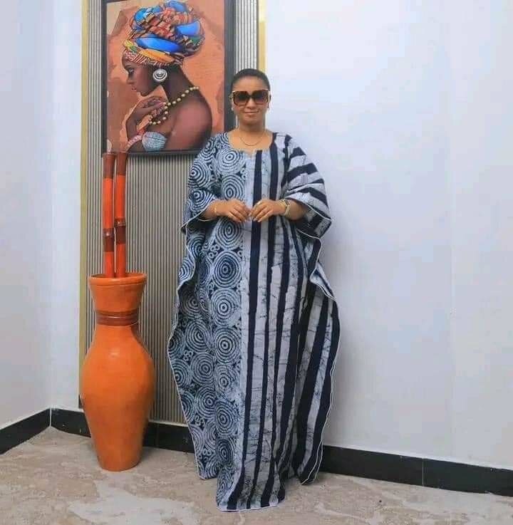 Robe boubou disponible a 9000fr