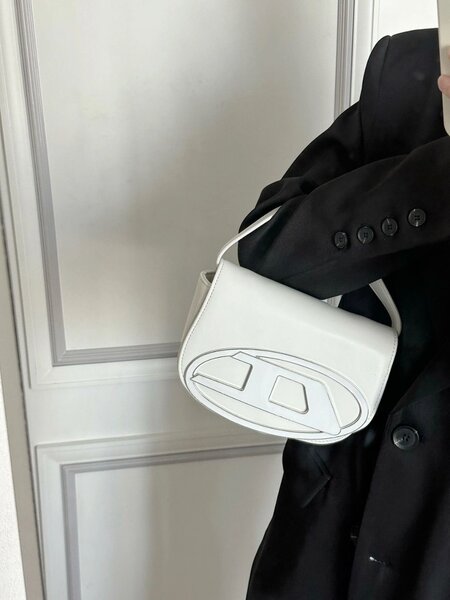 Diesel white