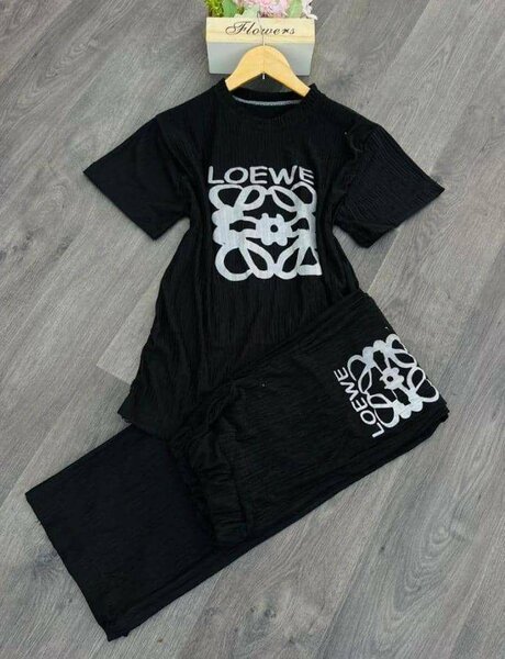Ladies top and down