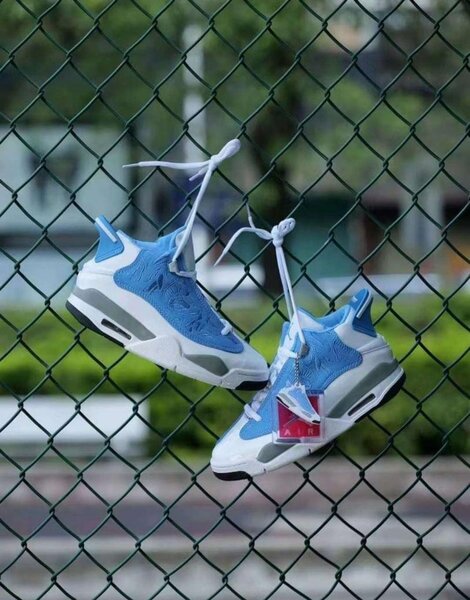 Fashion sneakers