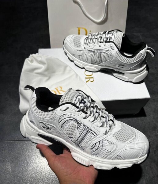Dior