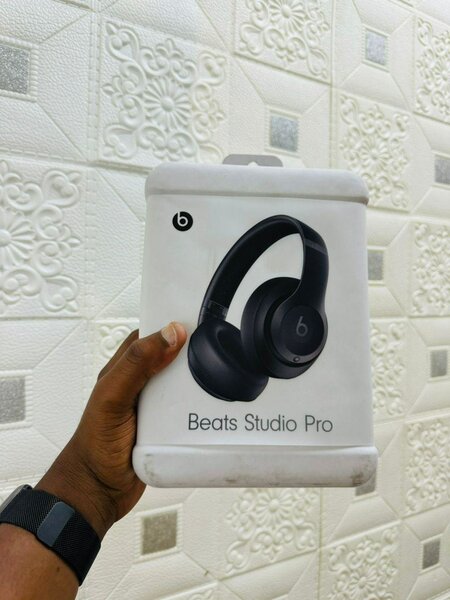 Beats Studio Pro