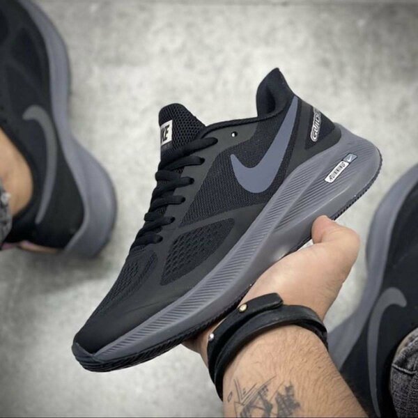 Nike Running Sneaker