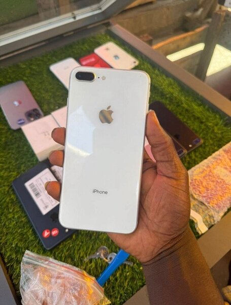 iPhone 8 plus