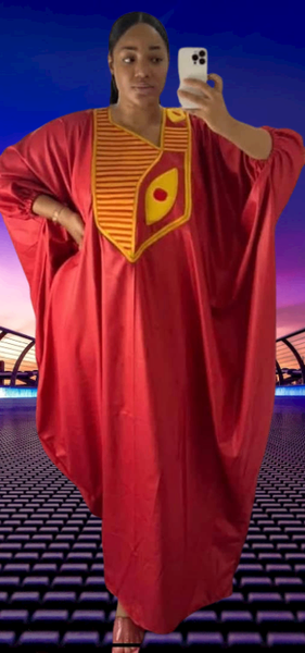 Robe brodée